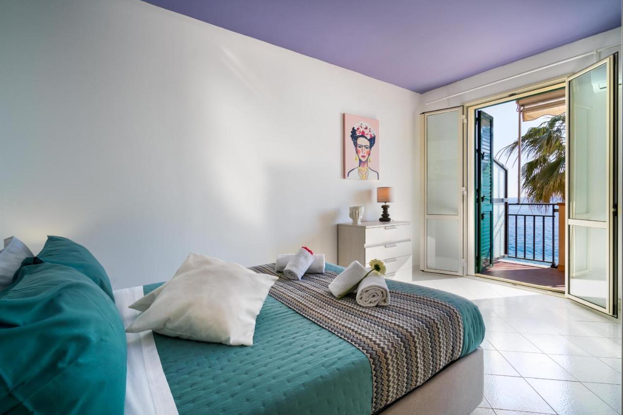 Apartament Loft Balcone Sul Mare Letojanni Zewnętrze zdjęcie